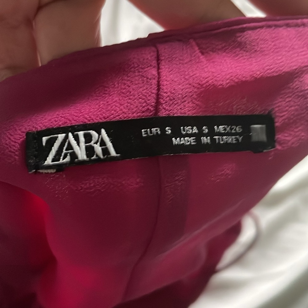 💰Zara shimmery ruffled crop top pink size small - Picture 2 of 5
